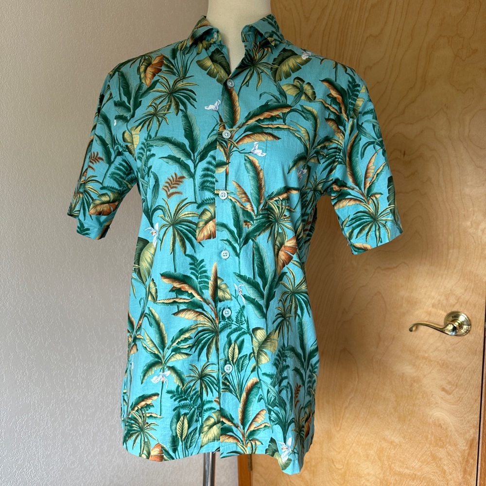 Tori Richard XS Button Down Shirt